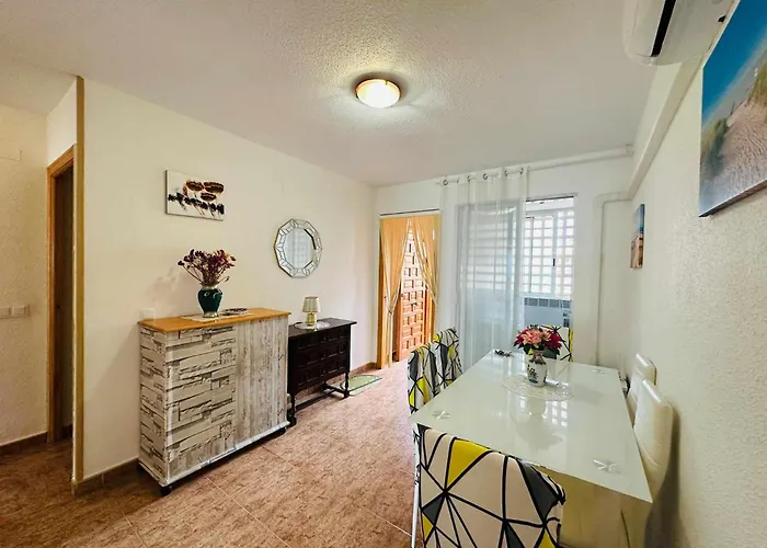 Almoradi Rent * 托雷维耶哈